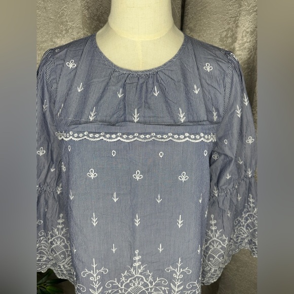 J.Crew Women’s Stripe Print Embroidered 3/4 Bell Sleeves Poplin Blouse Sz S - Picture 3 of 13